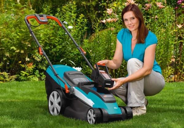 Газонокосилки аккумуляторные 