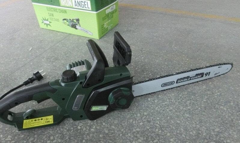 Электропила Iron Angel ECS 2400