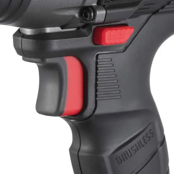 Шурупокрут ударний (гвинтокрут) акумуляторний INTERTOOL WT-0362 з безщітковим двигуном 20 В, 200 Nm, 0-2900 об/хв, 0-4000 уд/хв, 1/4", літій-іон, 2.0 Ач, ЗП 2А, кейс, image _ab__is.image_number.default