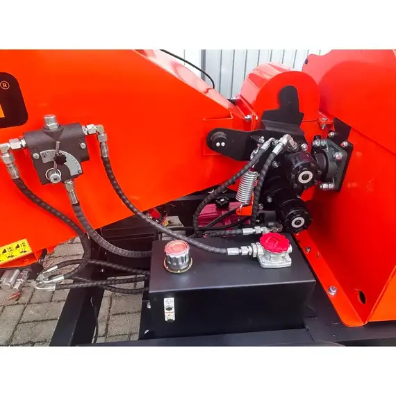 Садовий бензиновий подрібнювач GTM DCH6, image _ab__is.image_number.default