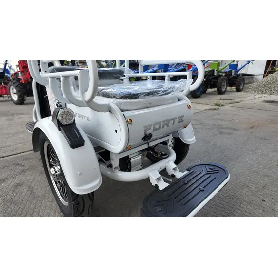 Электроскутер Forte CARGO (белый), фото , изображение 23