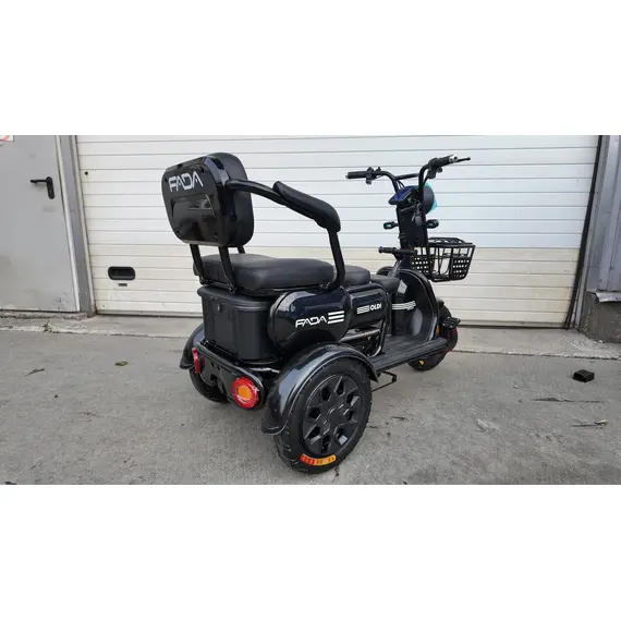 Электротрайк FADA OLDi (трехколесный электроскутер) черный, фото , изображение 3