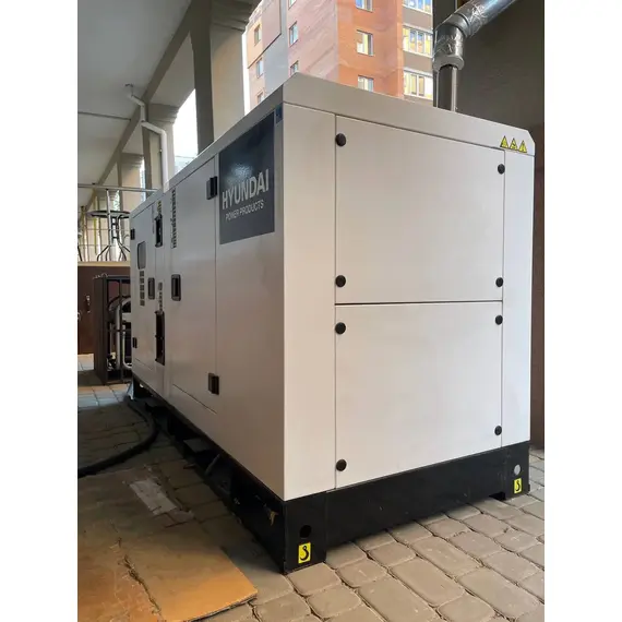 Электростанция дизельная Hyundai DHY 35KSE+ATS 60A, трёхфазный (380 В), 28 кВт, фото , изображение 4