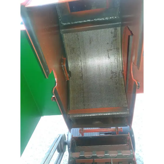 Кормоизмельчитель универсальный УКР-02, фото , изображение 9